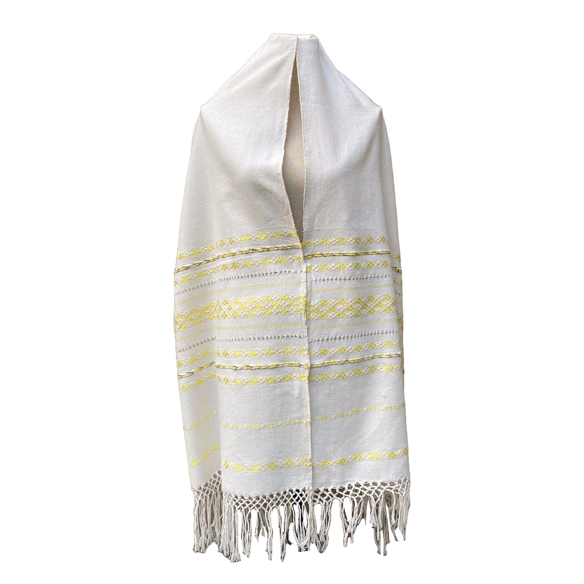 Rebozo Fino Artesanal Mexicano, Blanco con diferentes colores bordados. Hechos en Telar