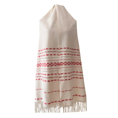 Rebozo Fino Artesanal Mexicano, Blanco con diferentes colores bordados. Hechos en Telar