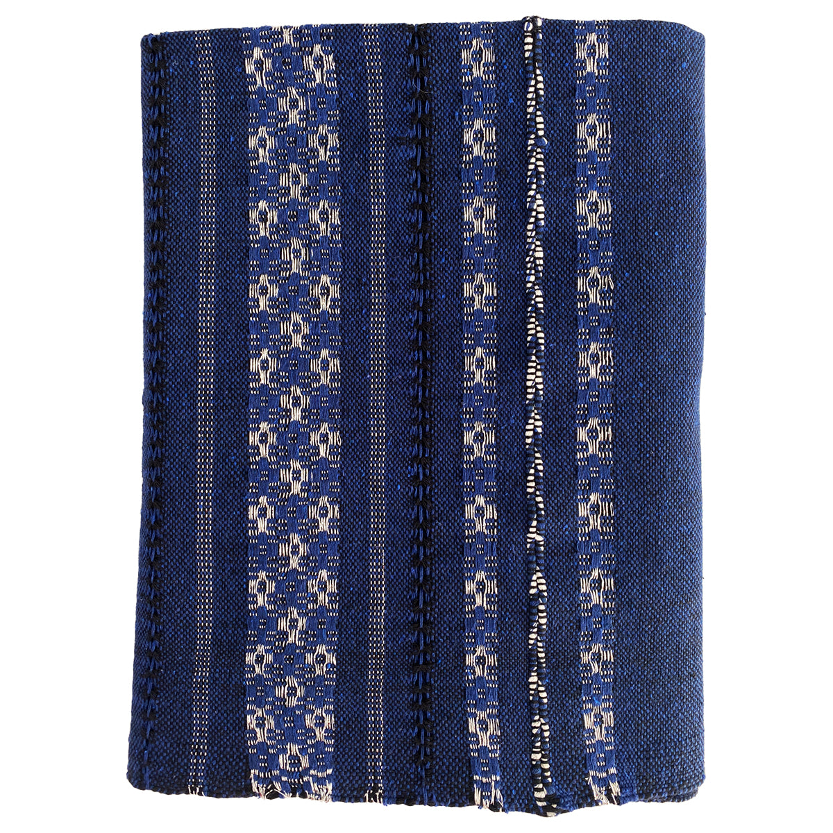 Rebozo Fino Artesanal Mexicano, Azul marino con diferentes colores bordados. Hechos en Telar